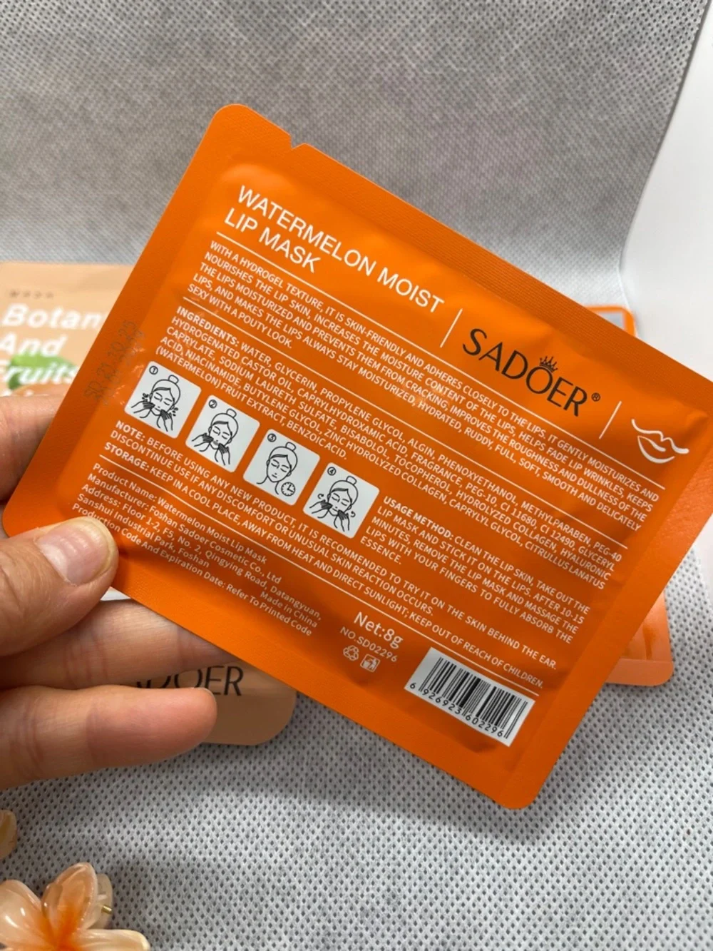 Shea Butter Moist Facial Sheet Mask + Collagen Eye Patches+lip mask + hairclips